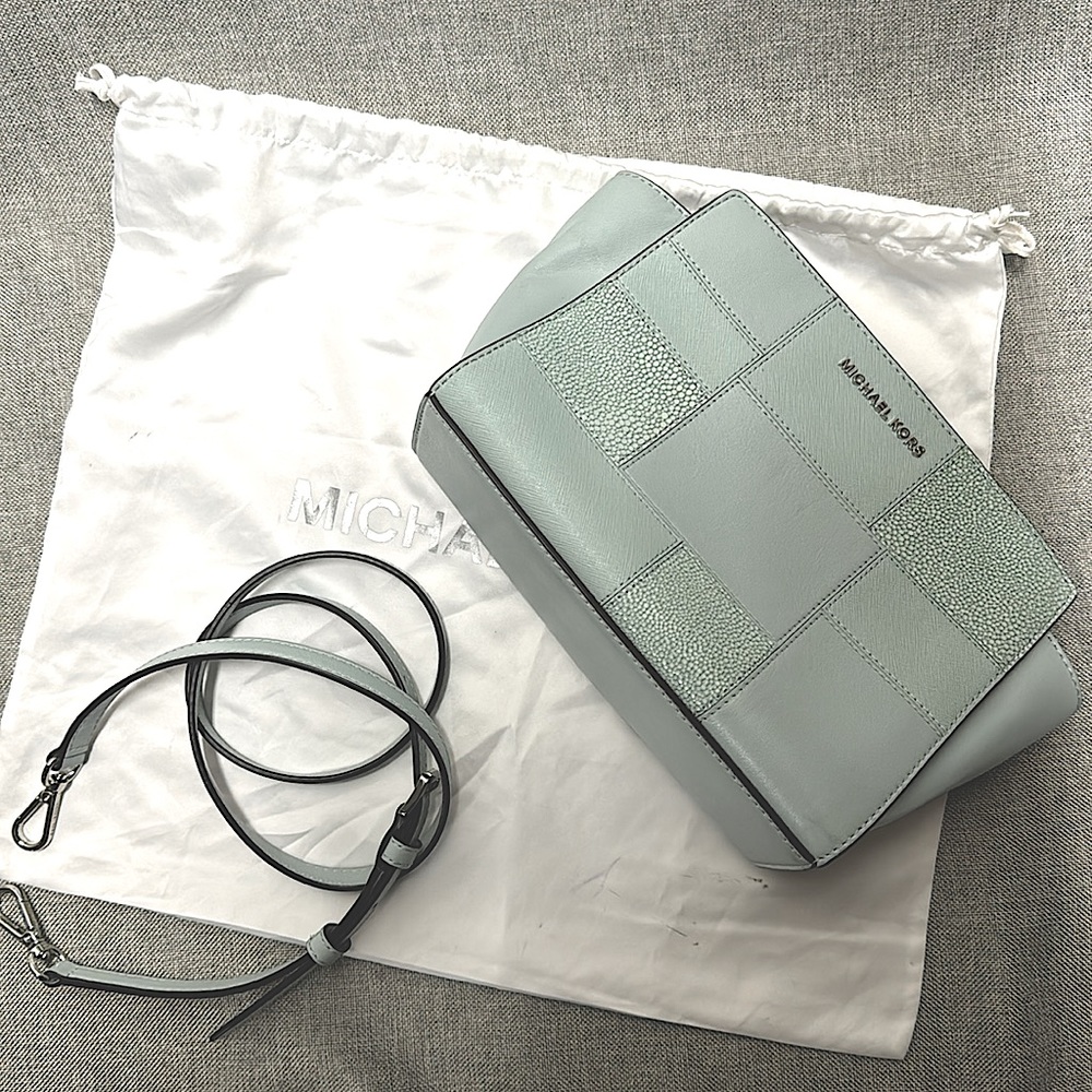 Michael Kors Crossbody
